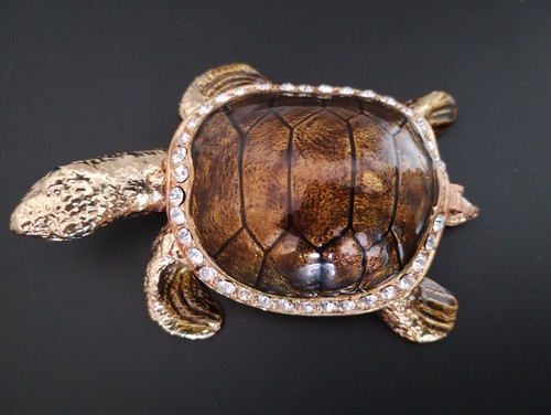 Gold jewellery trinket box - trinket,