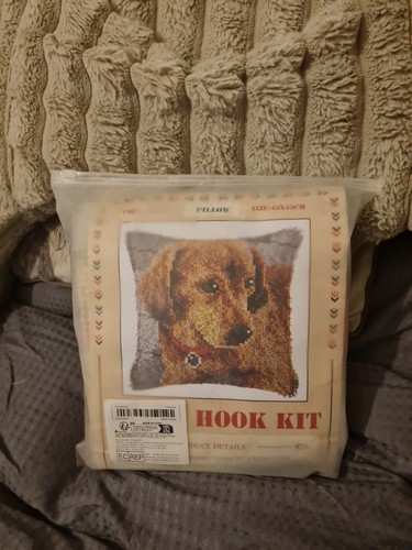 Bz773 43cm dog pillow - 43, x