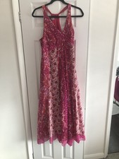 Very Pretty Monsoon - size Medium - Petite - 89% Silk 