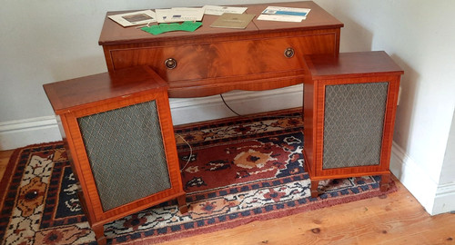 Vintage dynatron radiogram and - dynatron,