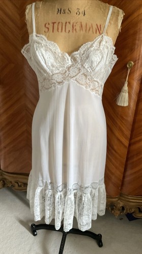 Vintage lindor white nylon - vintage,