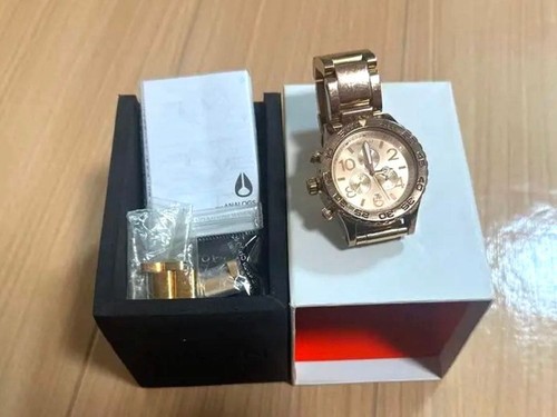 Nixon the pink gold - 42-20,