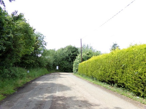 Photo 6x4 entrance off - 6x4,