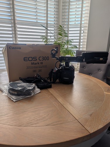 Canon eos c300 mark - eos,