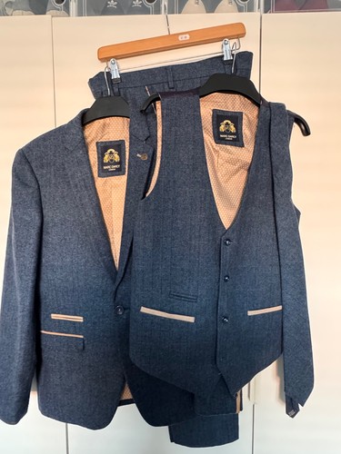 Marc darcy piece - 3, suit