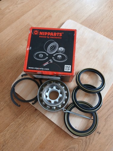 Front wheel bearing kit - wheel, by
