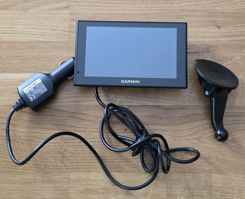 Garmin nuvi 2589 sat nav - garmin,