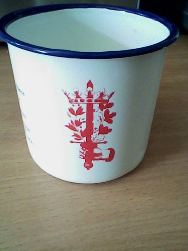Tea leaf reading - enamel, mug