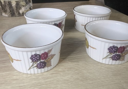 Royal worcester evesham - 4, x