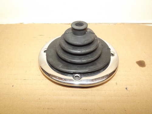 Oval chrome gear surround - chrome,