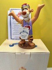 Enesco Pooh & Friends Figurine