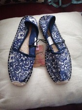 NWT Mantaray Ladies SZ6 Navy