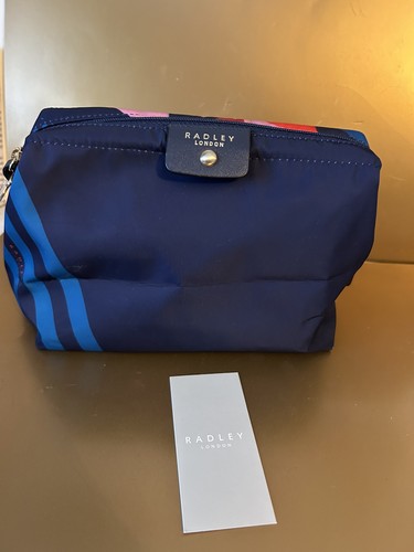 Radley london triagonal nylon - london,