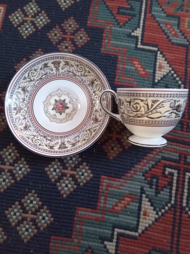 Wedgwood bone china teacup - bone,