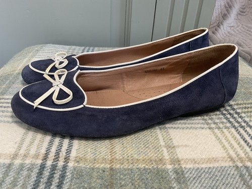 Riva blue seude - trim, bow