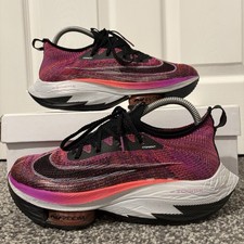 “Hyper Violet, Black & Flash