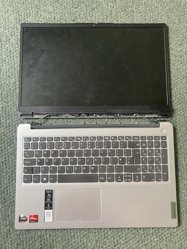 Broken lenovo laptop - broken, for