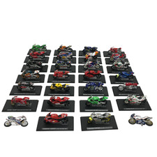 Motorbike Diecast Racing Legends Model Collection Bundle 1:24 Mini Bikes Biking