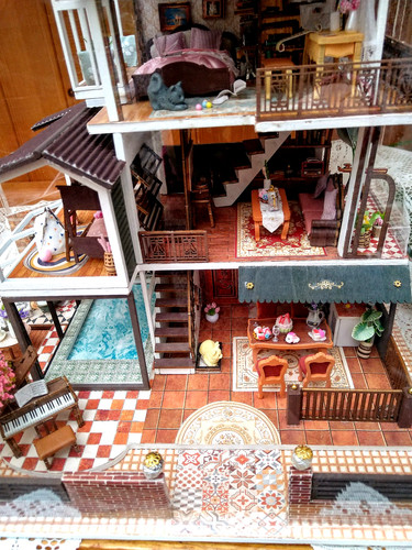 Ready assembled villa house - assembled,