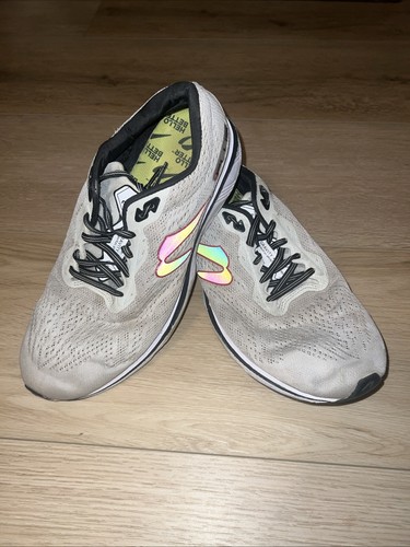 Men newton gravity plus - newton,