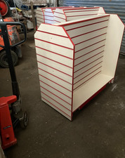 SHOP FITTING, GONDOLA ON