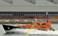 Photo 6x4 Pilot boat, Musgrave