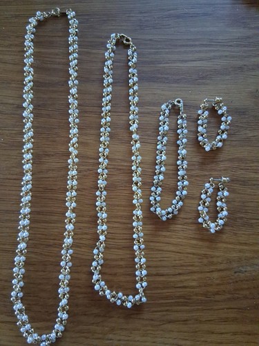 Job lot costume jewellery - lot,