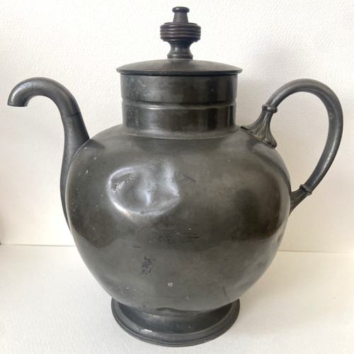 Antique 1886 pewter self - antique,
