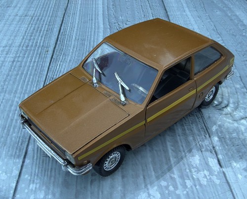 Polistil ford fiesta 1 - ford,