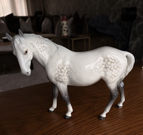Beswick mare head - mare,