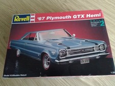 Revell '67 Plymouth GTX Hemi 1/25 Model Kit