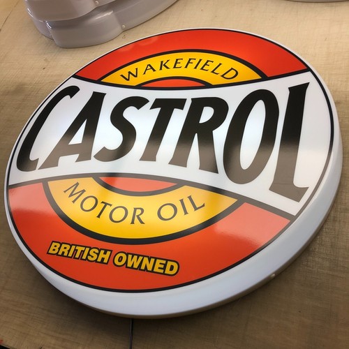Castrol motor oil illuminated - castrol,