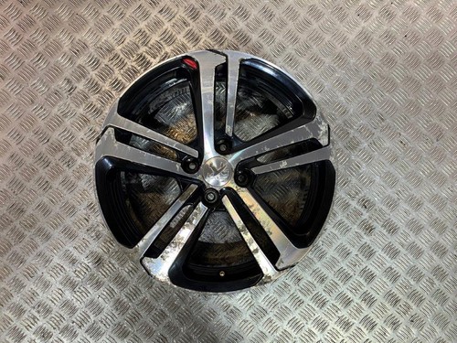 Peugeot 208 line 17 - 12-18, 17"