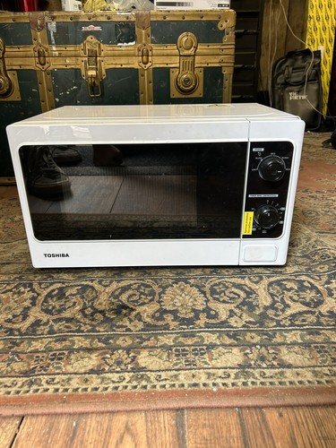 Toshiba 800w microwave - microwave, 20l