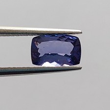 loose AAA Tanzanite gemstone