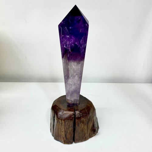 37lb top natural amethyst - 1.37lb, top!
