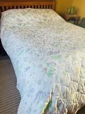 Vintage Floral Quilted