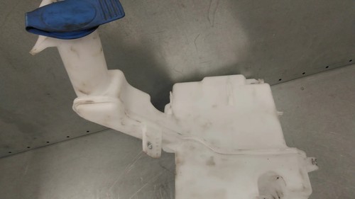 Windshield washer reservoir - windshield,
