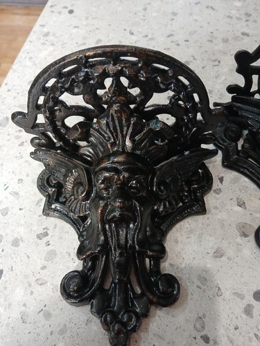 Pair cast iron - iron, consol