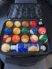 Aramith Super Pro TV Version Amercian Pool Balls (57 mm) plus carry case 