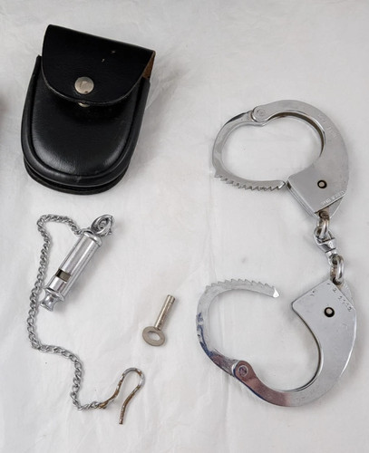 Police hiatts handcuffs 1960 - police,