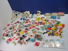 vintage KELLOGGS CEREAL TOY FIGURE RICE KRISPIES car watch radio BIG BUNDLE