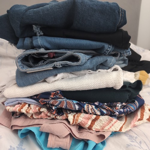 Job lot sell - job, 16