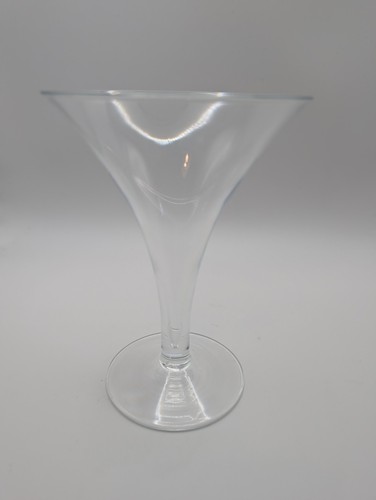 Clear glass martini cocktail - clear,