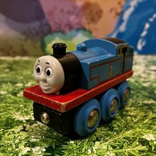 BRIO Wooden Railway THOMAS THE TANK ENGINE Thomas & Friends Learning Curve