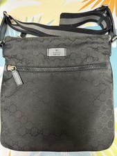 Gucci Supreme Messenger Bag Large Black Nylon 449185