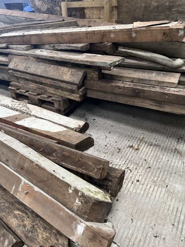 Old oak beams and - oak,