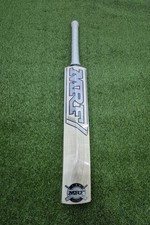 MRF GENIUS SILVER ENGLISH