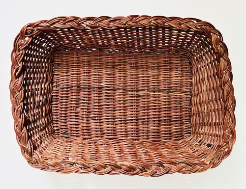 Vintage shallow wicker - shallow, rustic