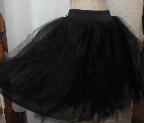 Black romantic skirt length - black,